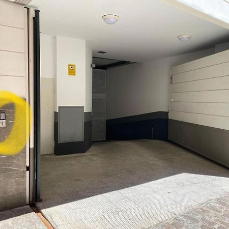 Apartamento En Casco Historico Con Terraza Comunitaria Y Parking Opcional Granada Exterior foto