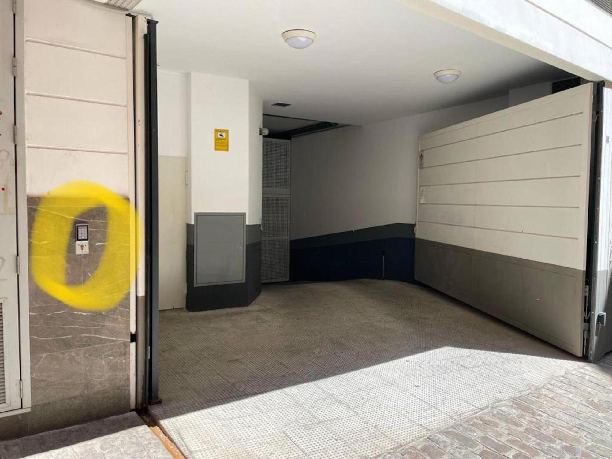Apartamento En Casco Historico Con Terraza Comunitaria Y Parking Opcional Granada Exterior foto