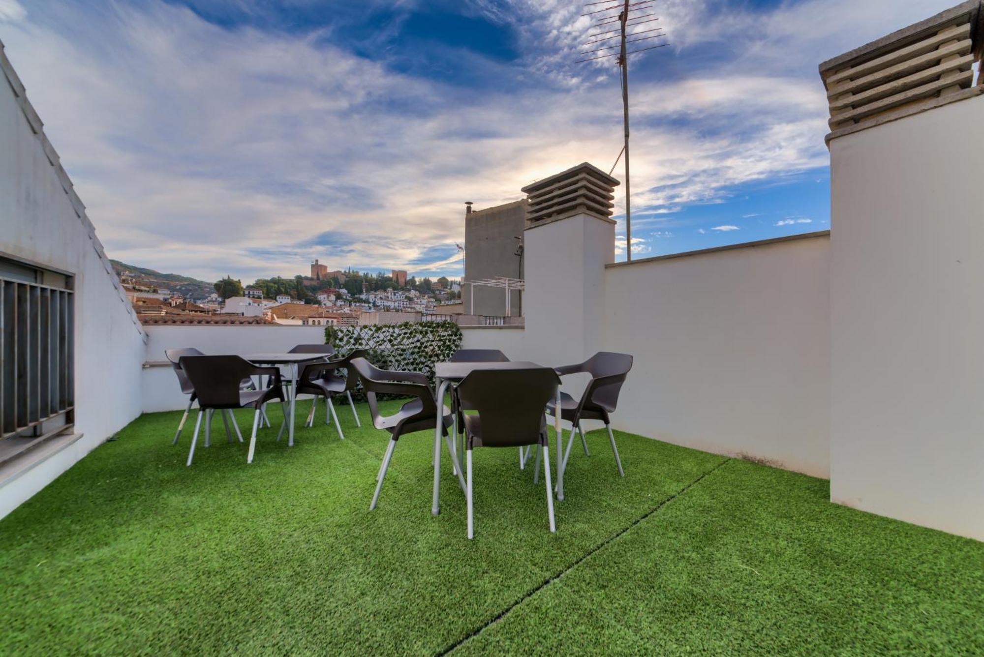 Apartamento En Casco Historico Con Terraza Comunitaria Y Parking Opcional Granada Exterior foto