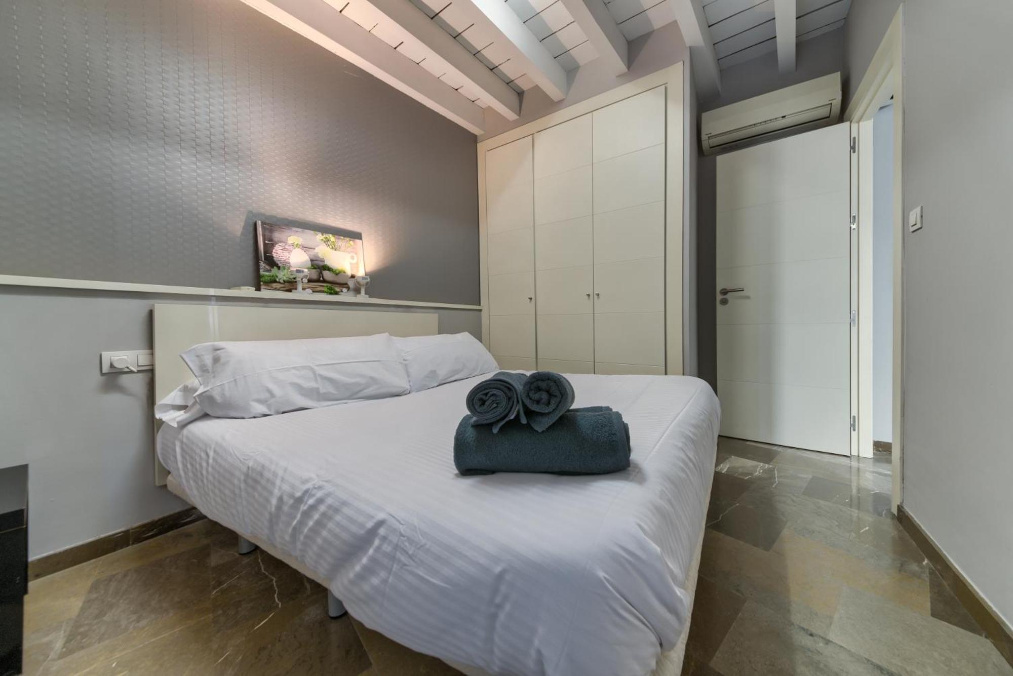 Apartamento En Casco Historico Con Terraza Comunitaria Y Parking Opcional Granada Exterior foto